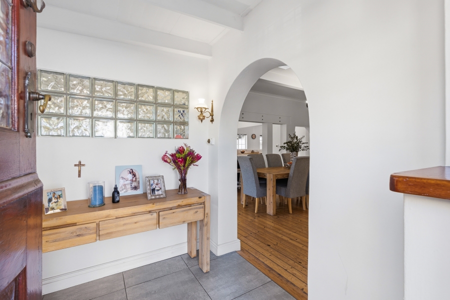 3 Bedroom Property for Sale in Pinelands Western Cape
